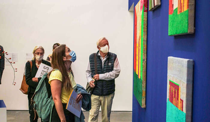 Risquonstout-guidedtour-exhibition.jpeg