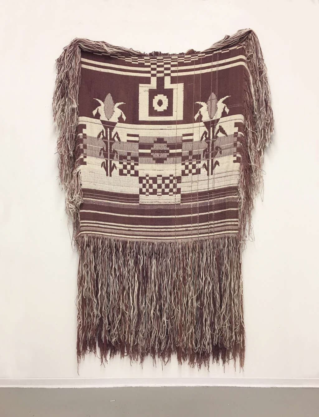Chicha 2018 hand woven fabric on floor loom double cloth wool 212 x 116 cm